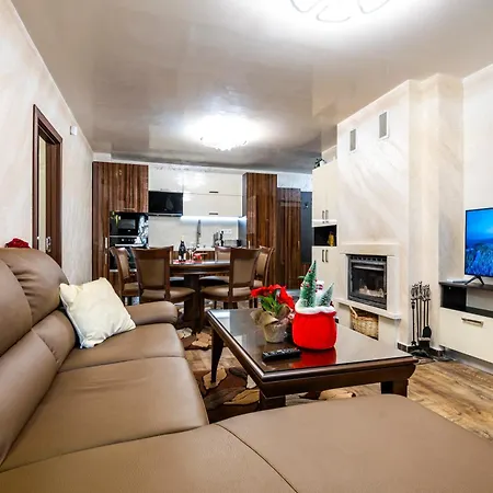 Luxe Grand Monastery In Apartment